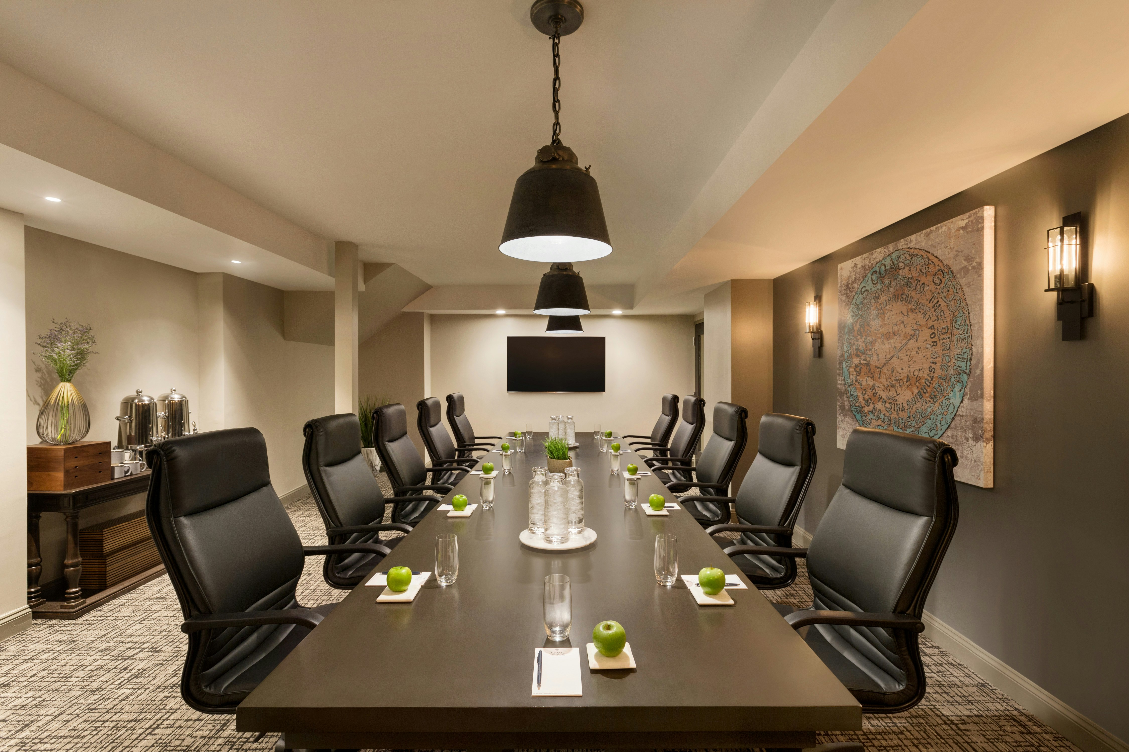 Hotel Saranac Curio Collection By Hilton 58/63