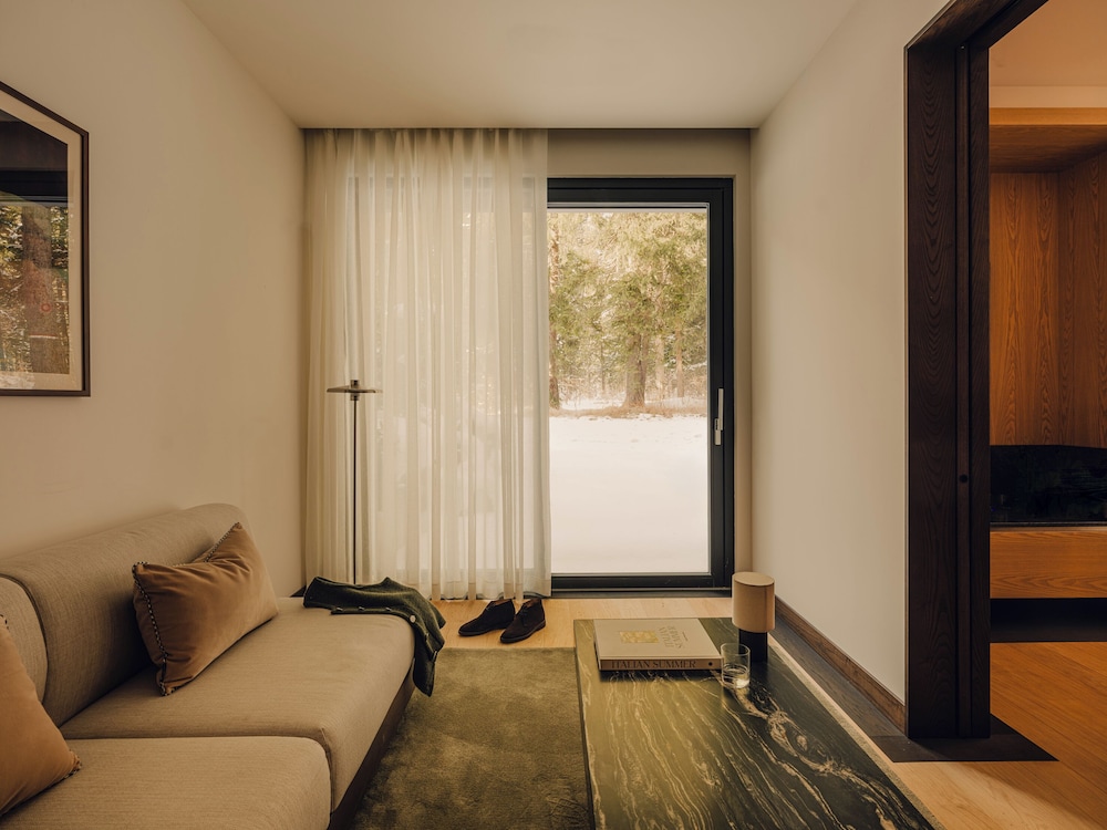 Garden Suite, King Bed