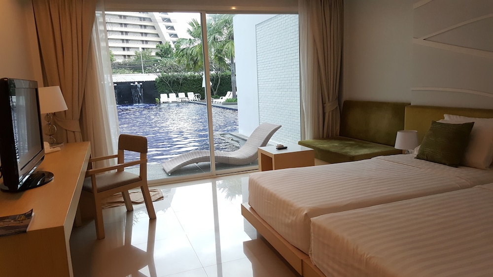 Prima Hotel Pattaya 44/77