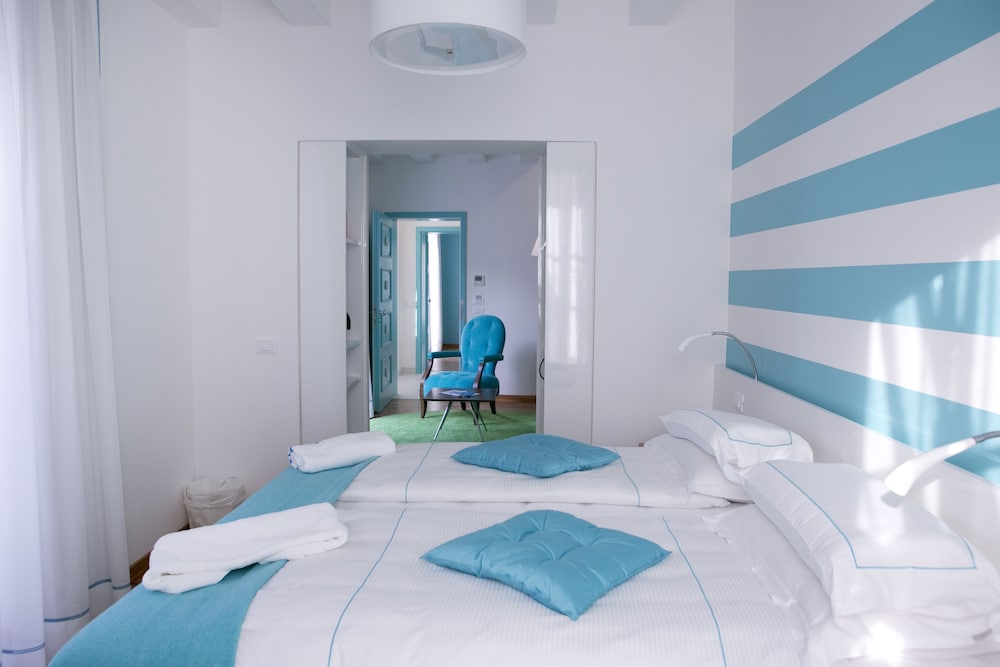 Piccolo Grand Hotel 17/43