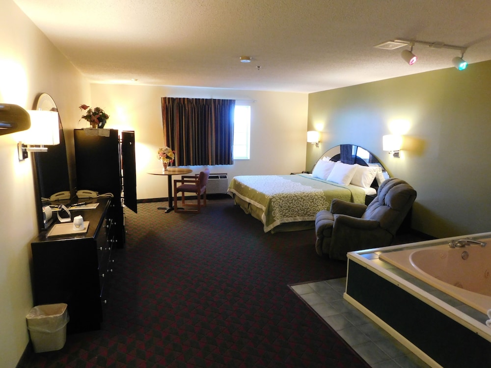 Days Inn by Wyndham Lexington NE 21/46