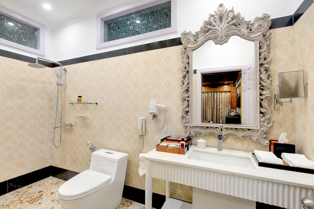 MAYFAIR Himalayan Spa Resort 43/45