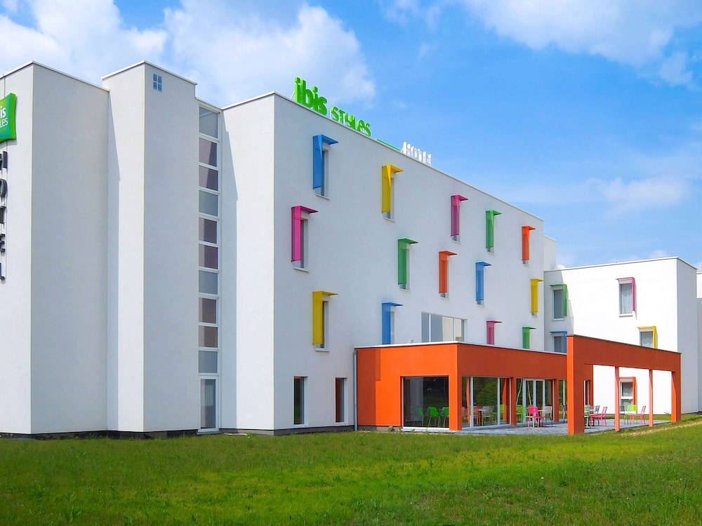 IBIS STYLES NIVELLES in NIVELLES