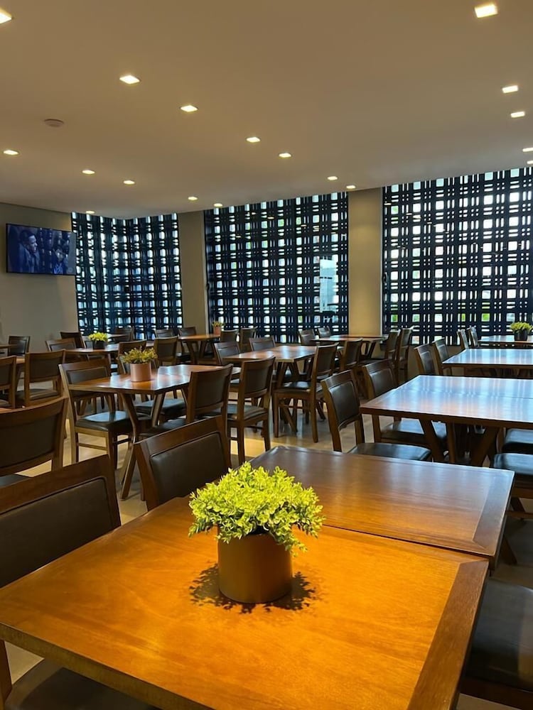 Hotel Morada Inn 27/39