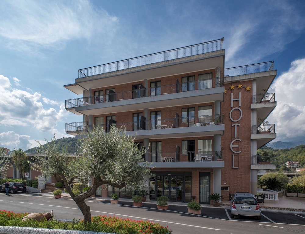 Hotel Terme Capasso 5/61