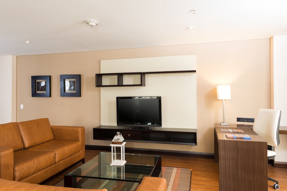 Casa Dann Carlton Hotel & Spa 46/66