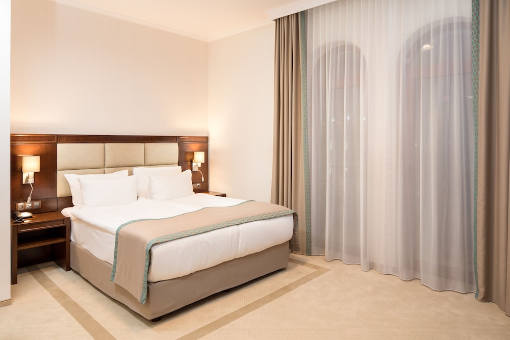 Concorde Bucharest Boutique Hotel 8/67