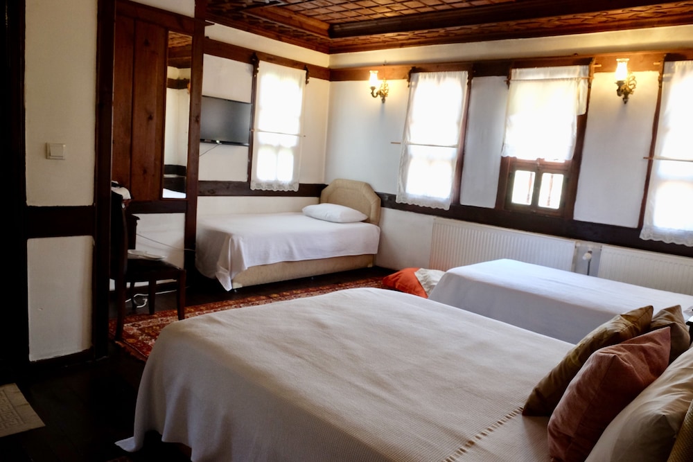 Turgut Reis Konak Otel 14/50