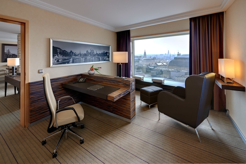 Hilton Frankfurt City Centre 62/88