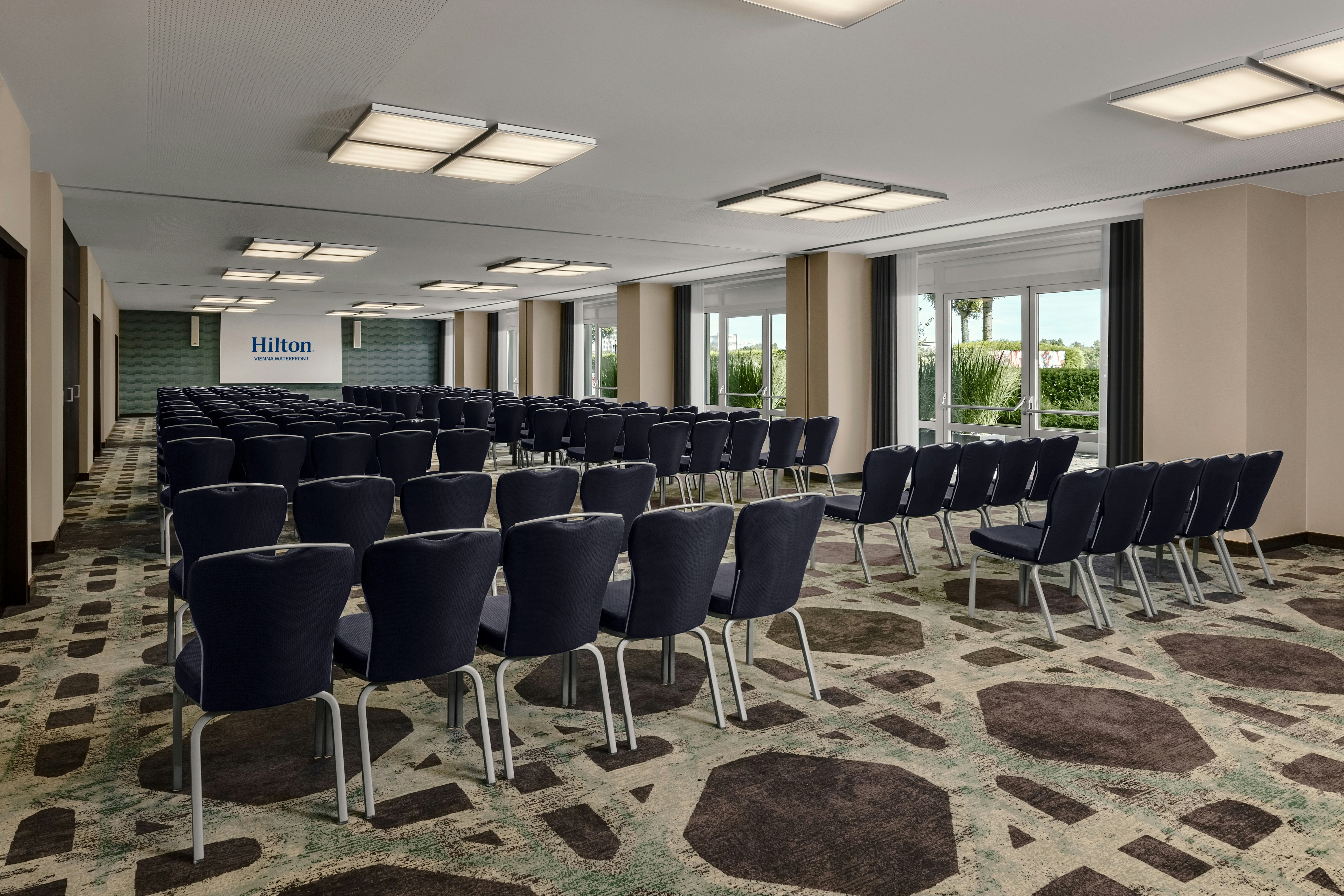 Hilton Vienna Danube Waterfront 78/87