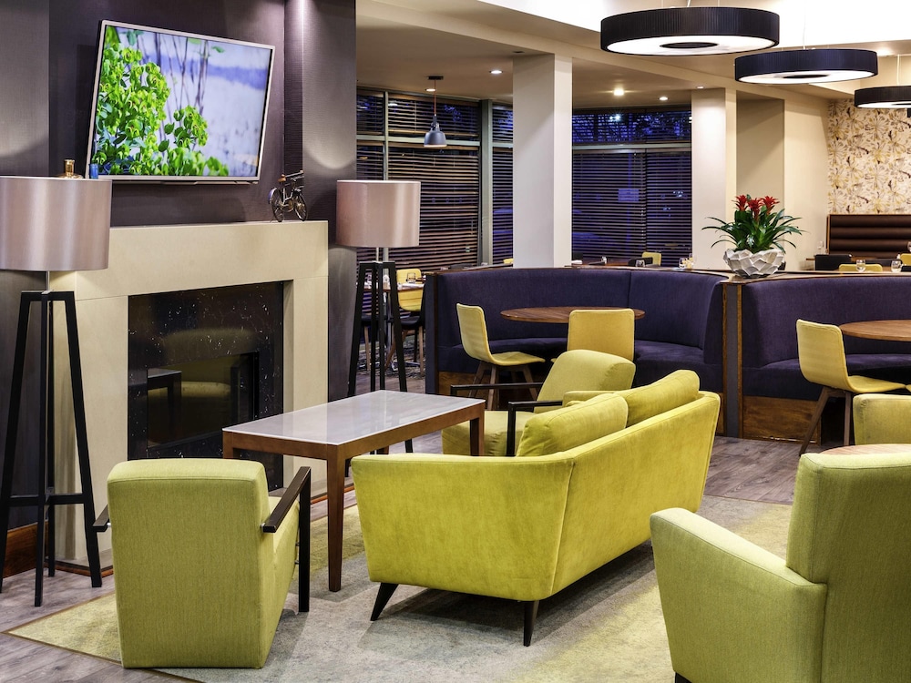 MERCURE SHEFFIELD PARKWAY 32/50