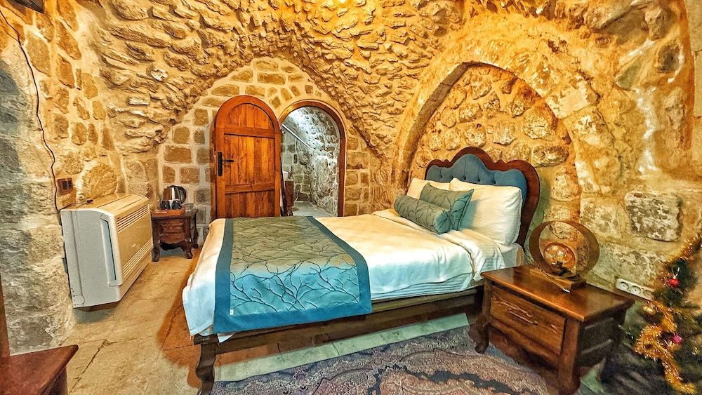 Fairouz Otel 13/50