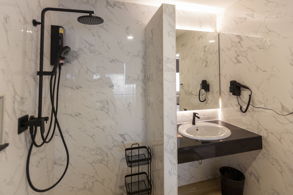 R2 Hotel Chiangmai 46/50