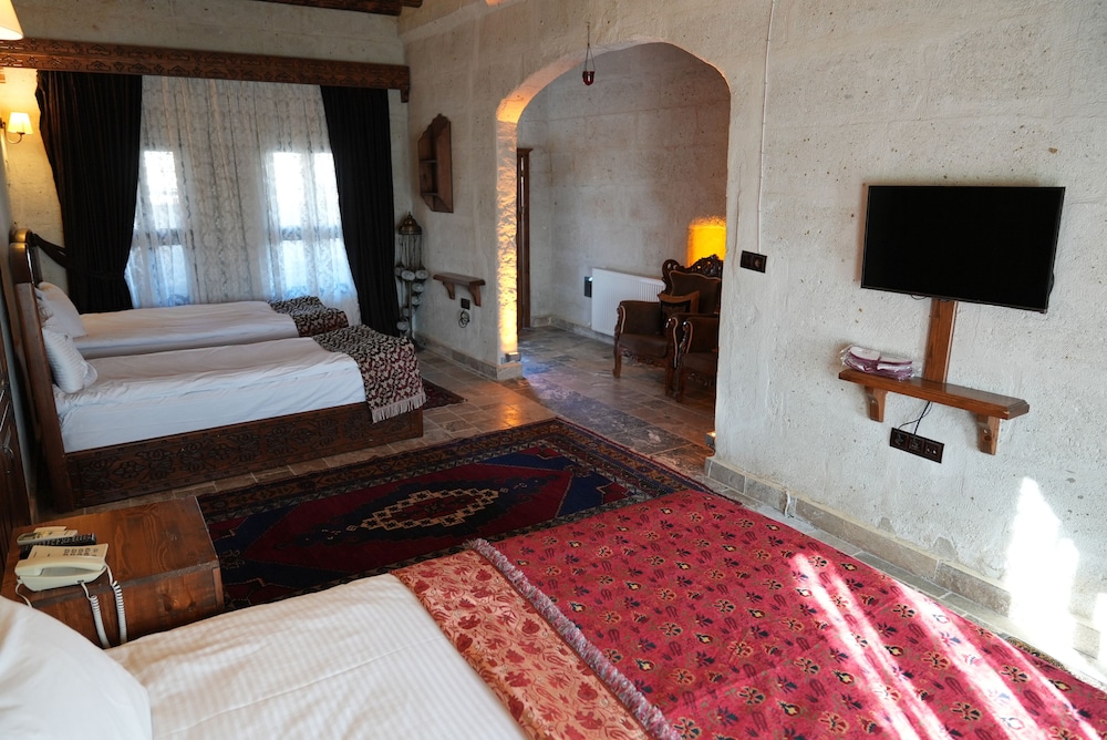 Avanos Suites 27/62