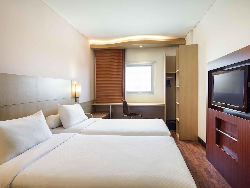 STANDARD, TWIN BEDS