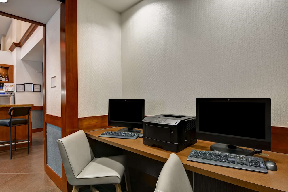 Hyatt Place Birmingham/Hoover 40/47