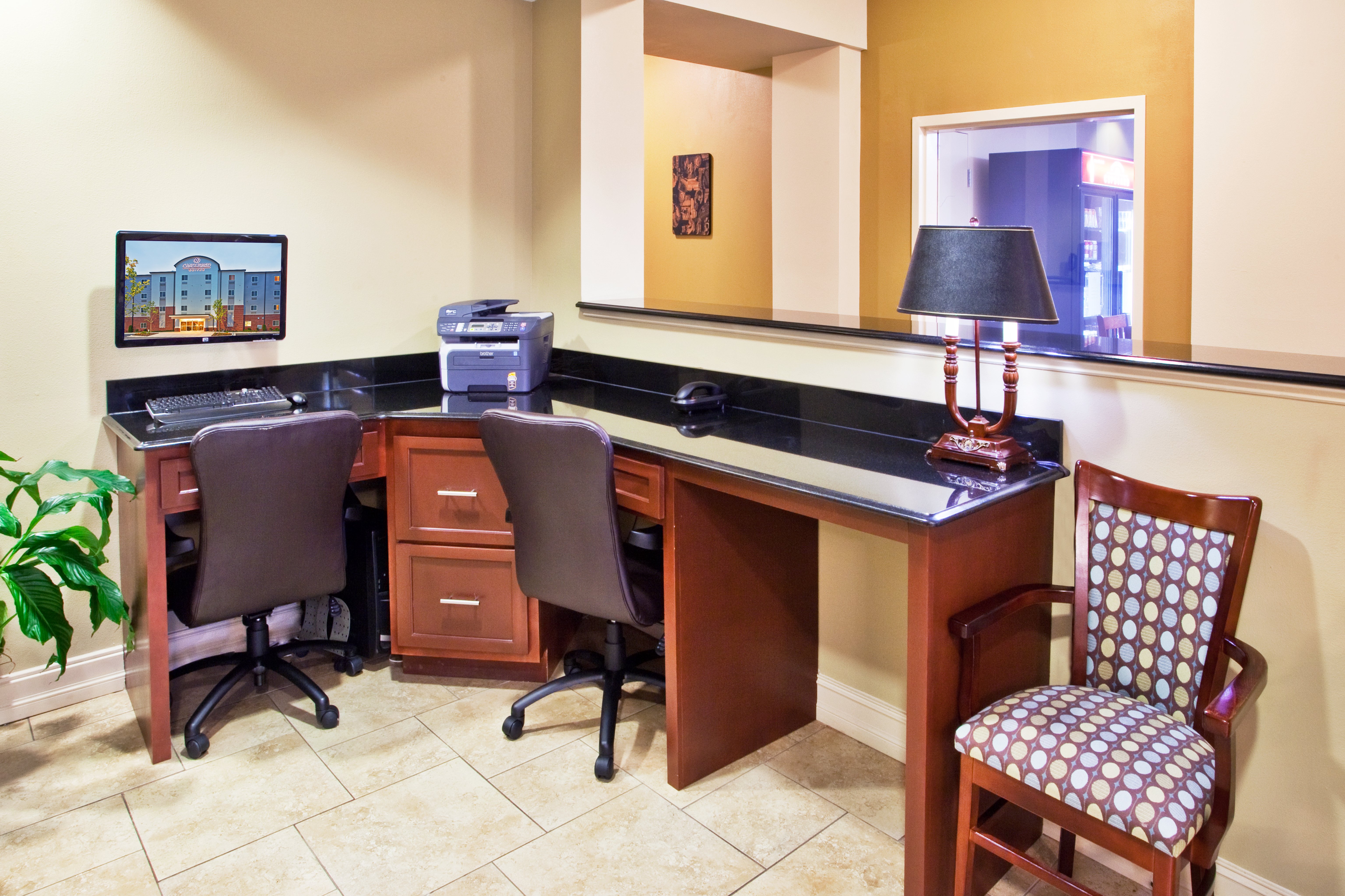 Candlewood Suites Athens 47/57