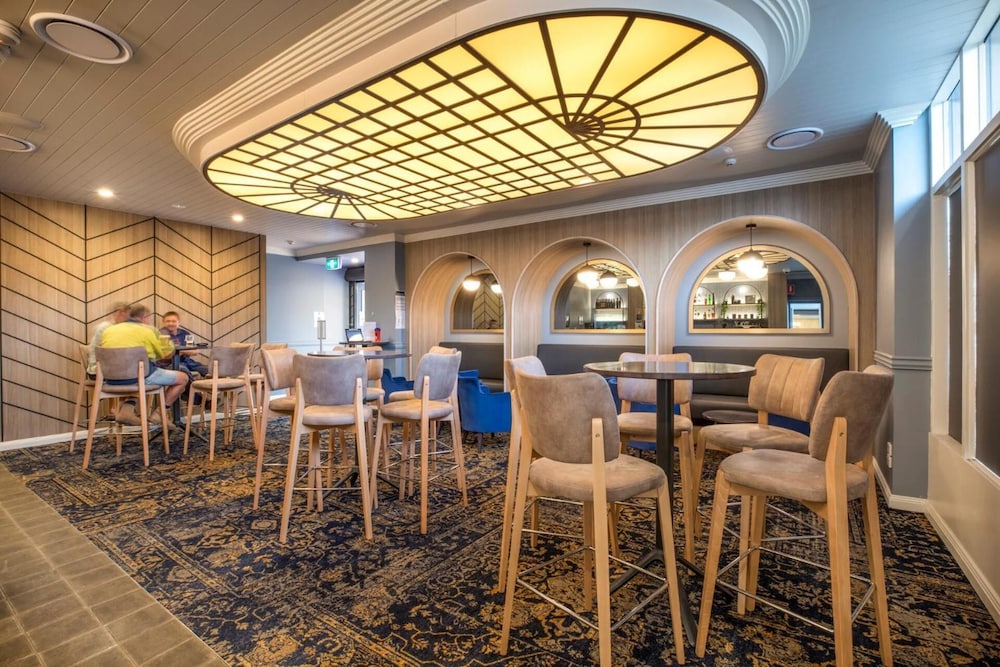 Pymble Hotel 41/50