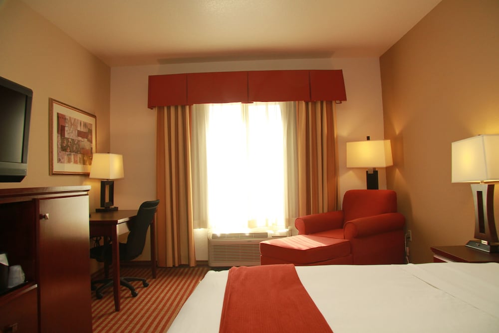 Holiday Inn Express Hotel And Suites Amarillo Sout 22/61
