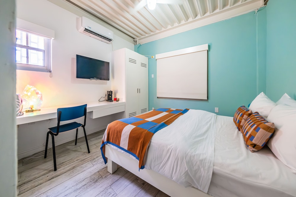 STANDARD, DOUBLE BED, PRIVATE BATHROOM