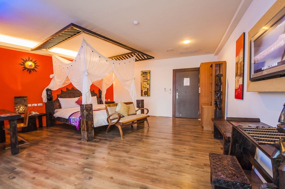 Seasons Bali Fashion Inn 33/50