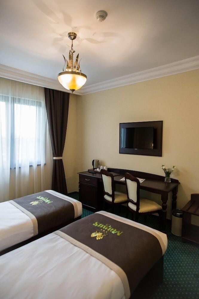 Magus Hotel 13/57