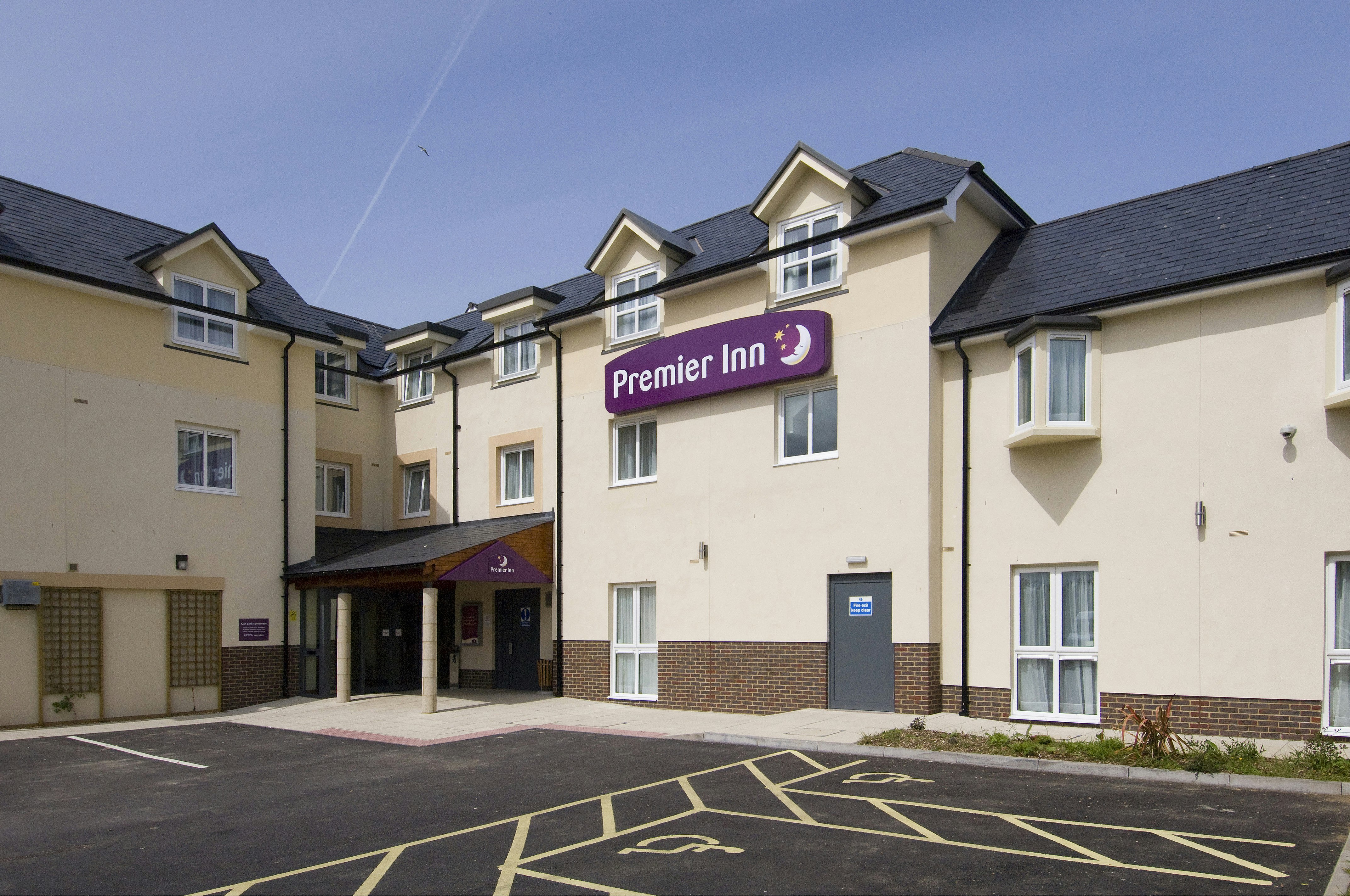 Premier Inn Newquay Quintrell Downs 19/23