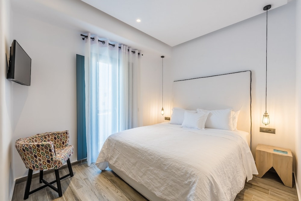 Portes Mykonos Suites And Villas 22/77