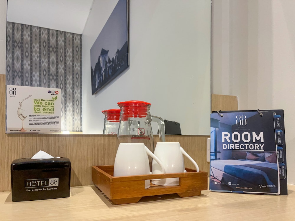 Hotel 88 Embong Malang 8/58