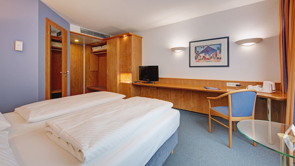 Hotel Schwanen Stuttgart Airport/Messe 7/27