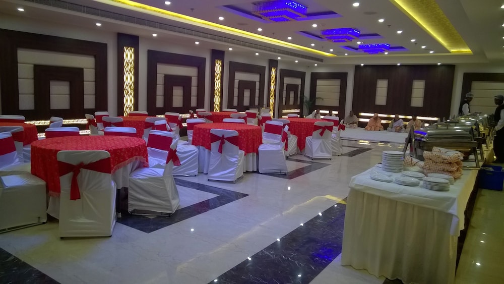 Hotel Seven Hills Tower 13/15