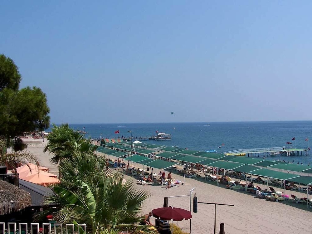 Club Boran Mare Beach 32/50