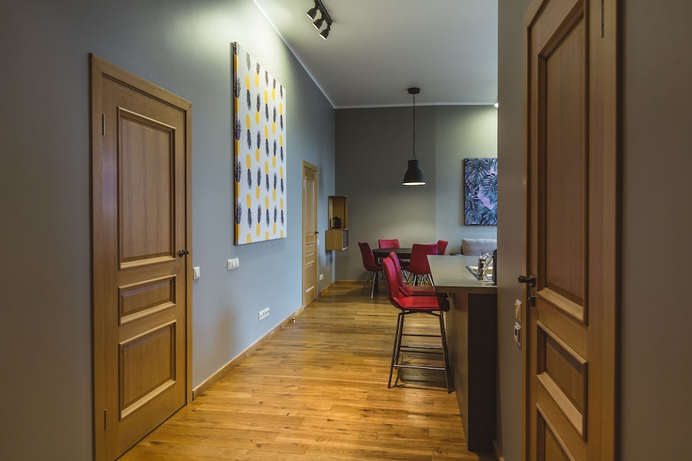 Ernesta Lux Apartments 32/50
