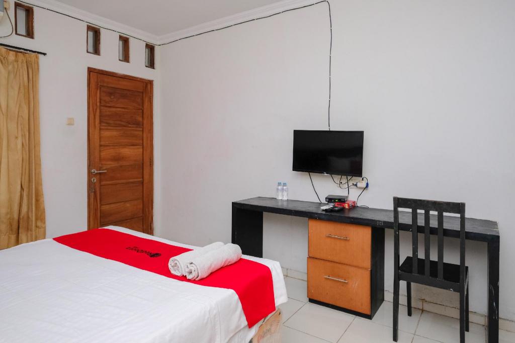 Reddoorz Plus Taman Siswa 2 41/63
