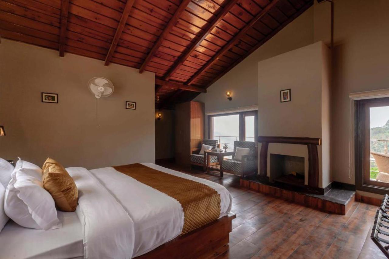 Room at Alaya Stays 4 BHK with breathtaking views Amara Dusk, NAINITAL