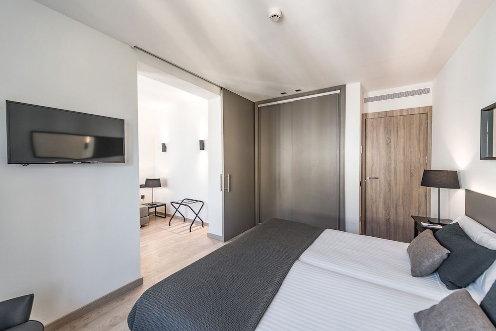 Hotel Paseo de Gracia 8/29