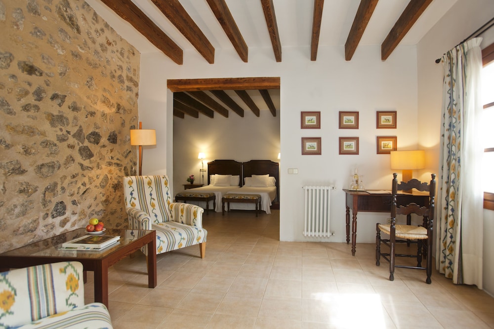 Hotel Can Moragues 30/50