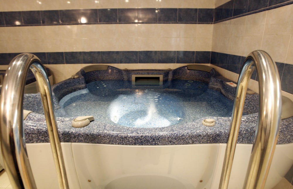 Sea View Resorts and Spa 27/55