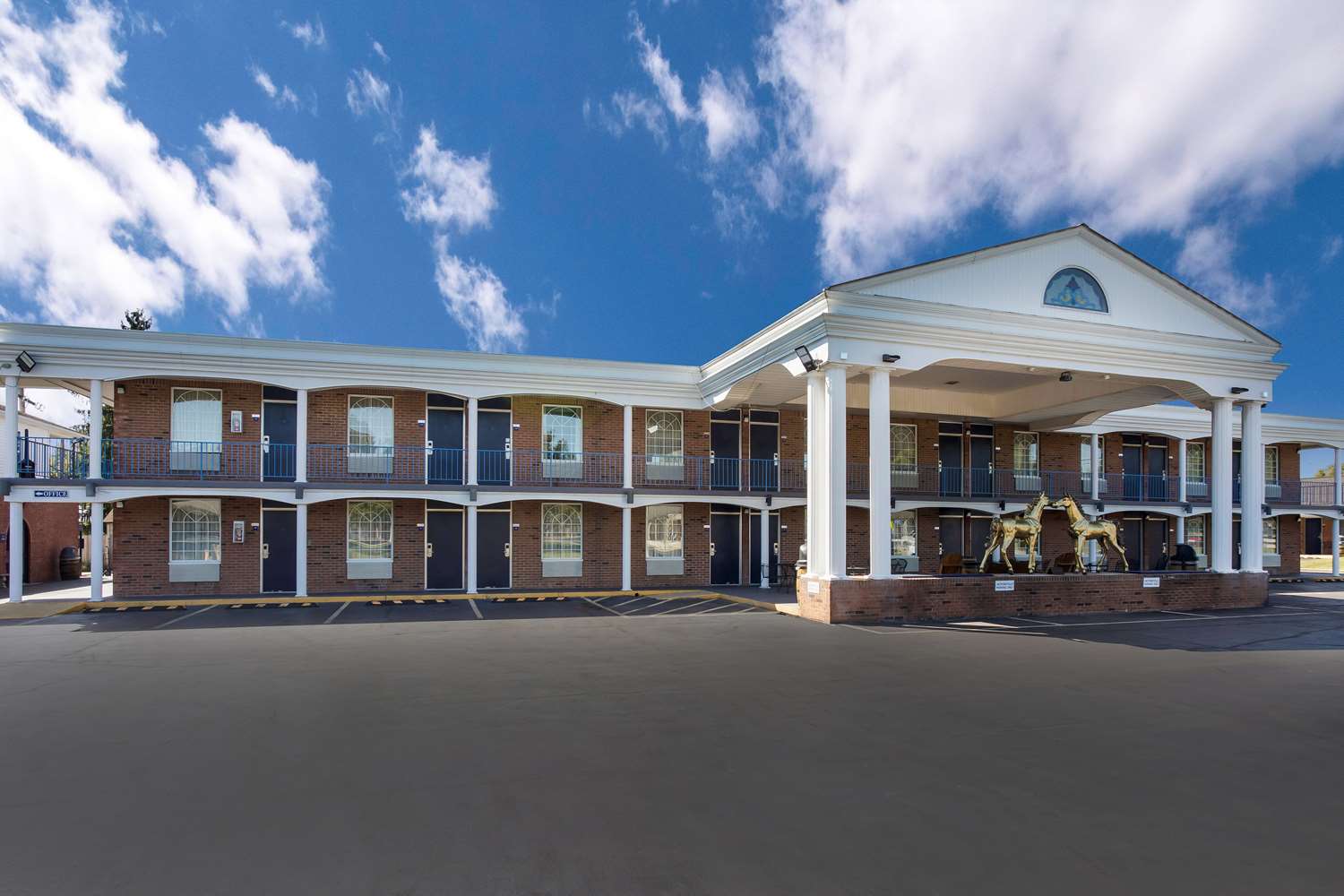 SureStay Hotel by Best Western Bardstown General Nelson 2/18