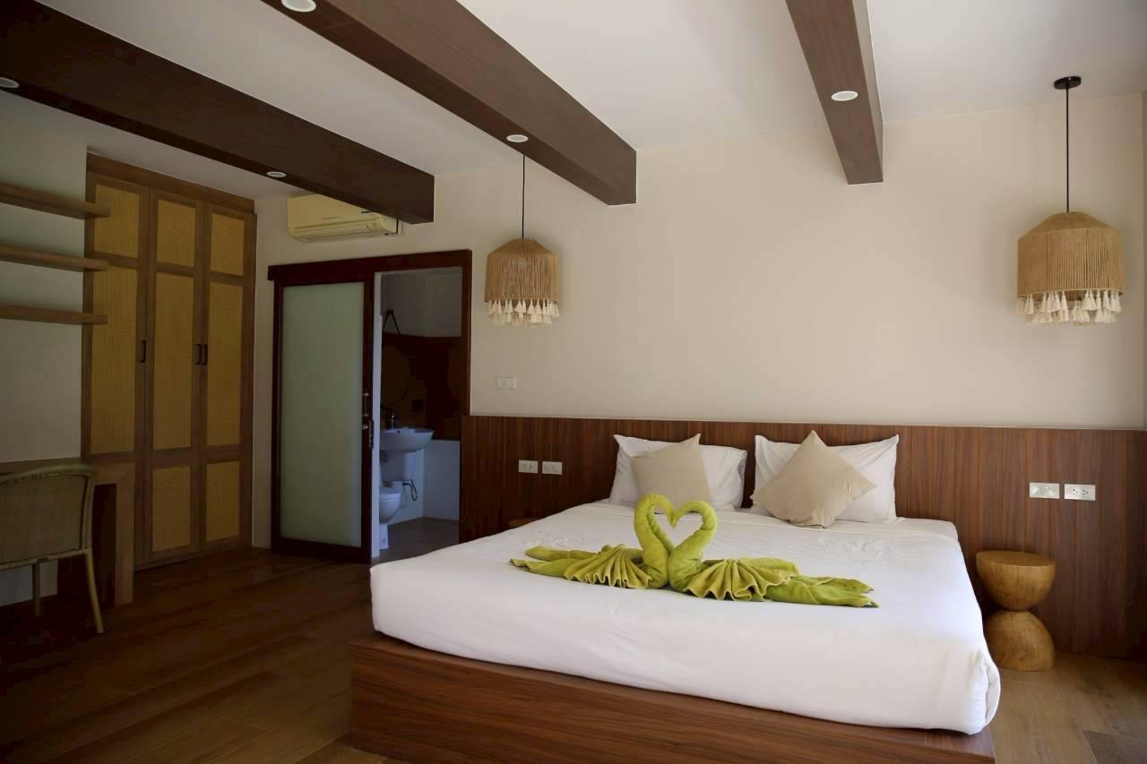 Sea Breeze, Villa