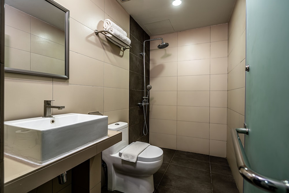 Orange Hotel Klia Klia2 21/22