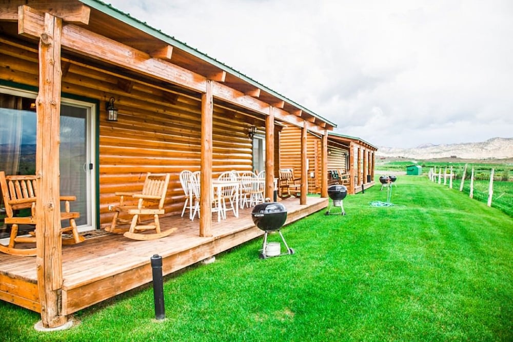 Bryce Country Cabins 62/70