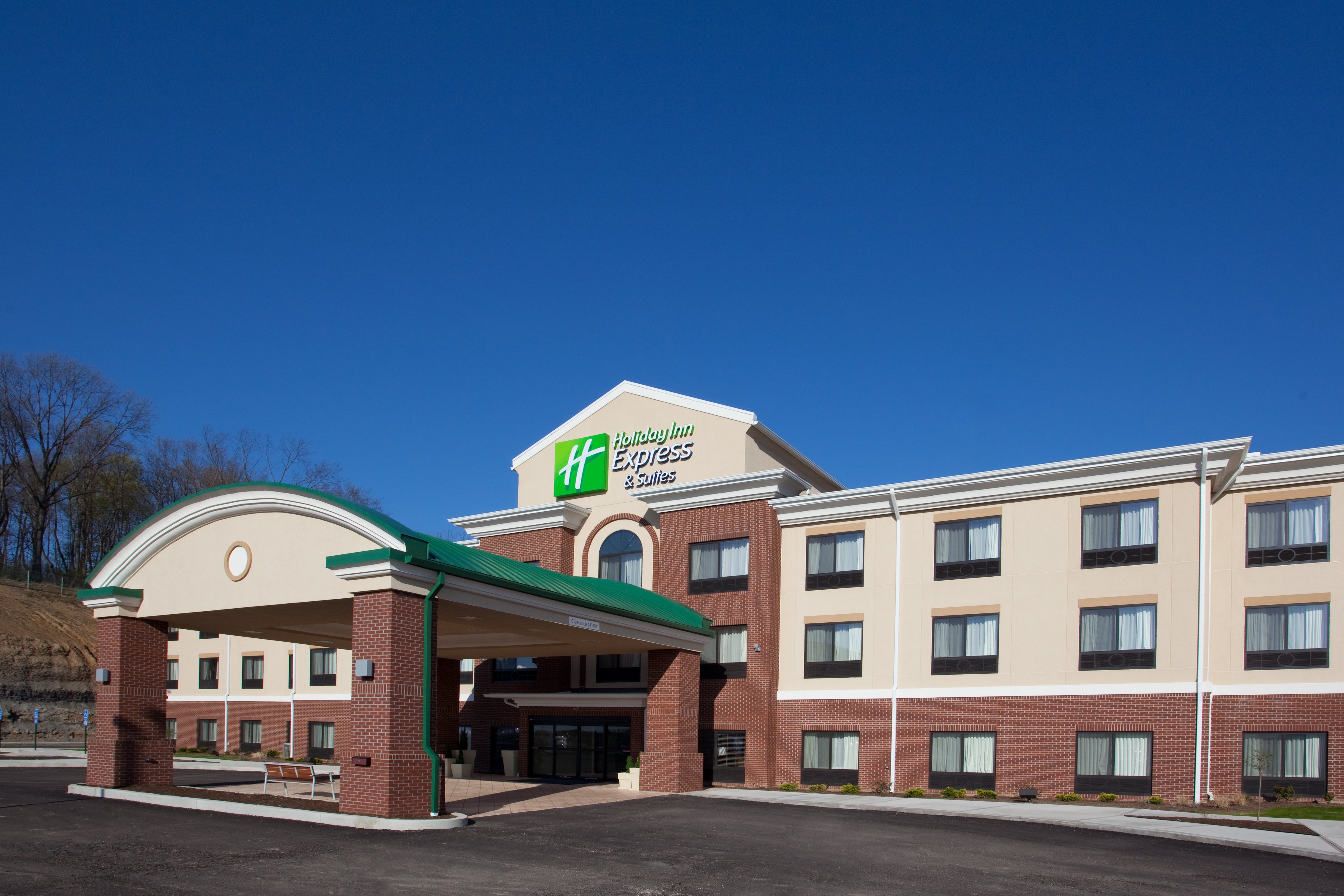 Holiday Inn Express Hotel Suites Zanesville North 7/66