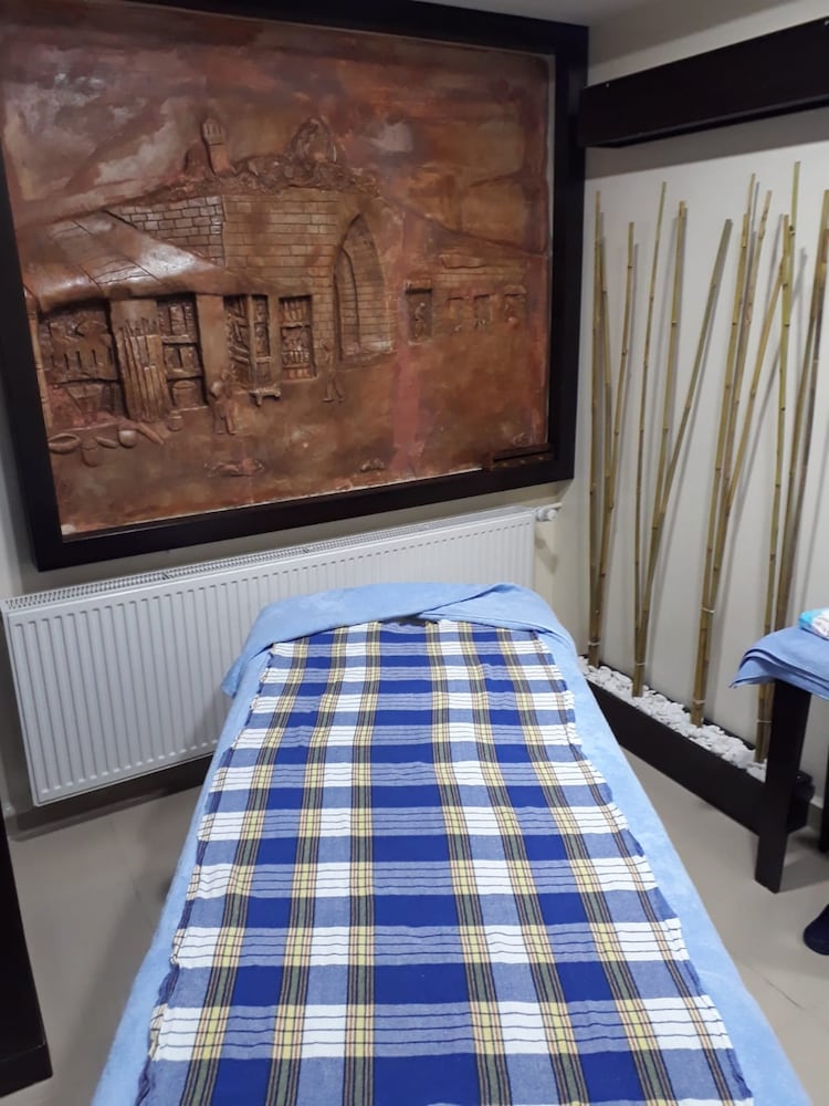 Kucuk Velic Hotel 25/71
