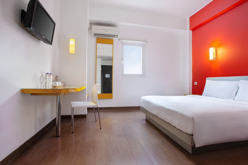 Amaris Hotel Padjajaran Bogor 12/28