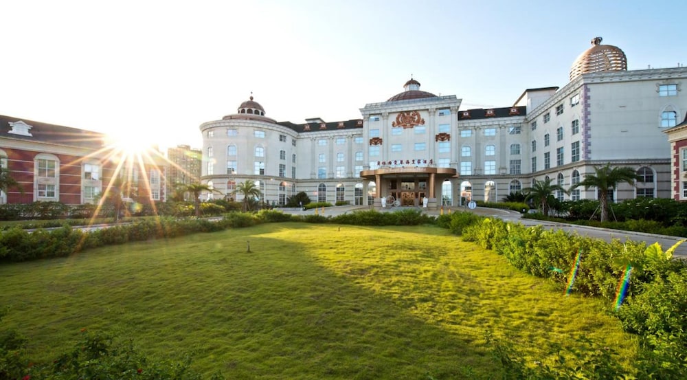 The Royal Pinnacle Hotel 40/50