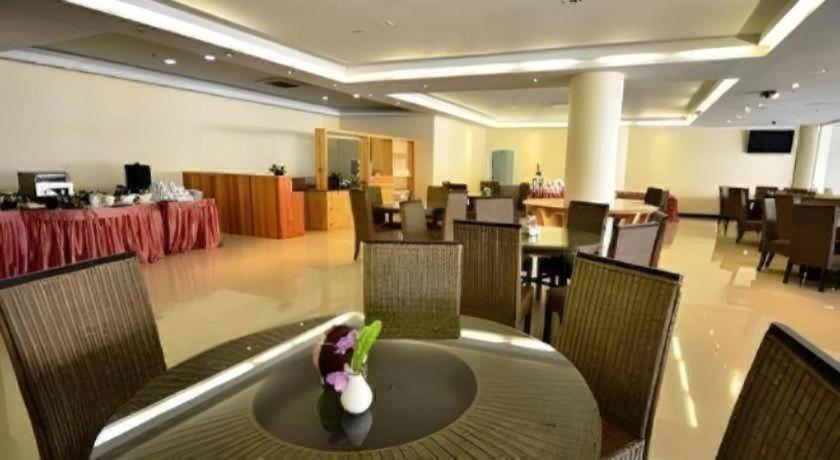 PIYAPORN HILL PARADISE HOTEL 46/58