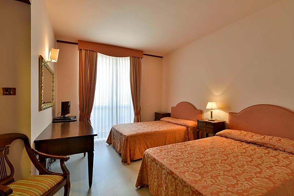Hotel Meridiana 7/31