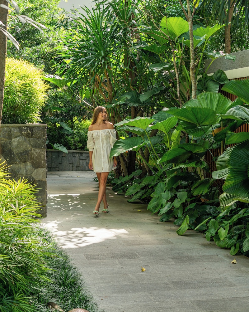 Royal Kamuela Villas & Suites at Monkey Forest Ubud – Adults Only 70/75