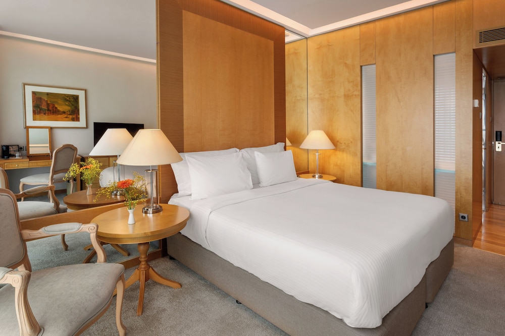 Melia Athens 21/73